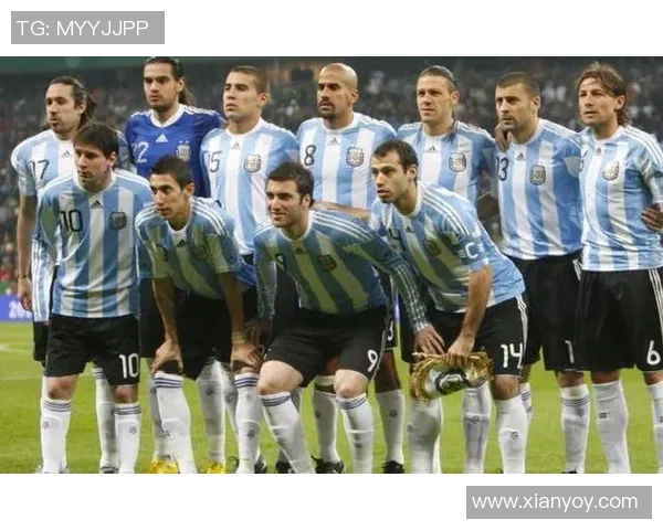 美国足球历史上十大传奇球星风采展示与回顾