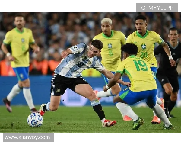 足球巨星失落时刻：那些让人心碎的低谷与痛苦瞬间